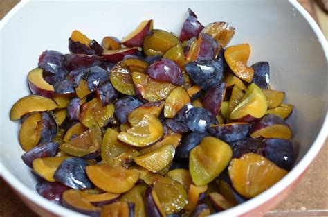 Prune Plum Jam Recipe - Momsdish