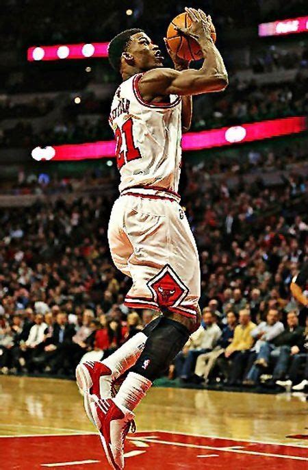 Jimmy butler dunk | Bulls basketball, Chicago bulls, Nba chicago bulls