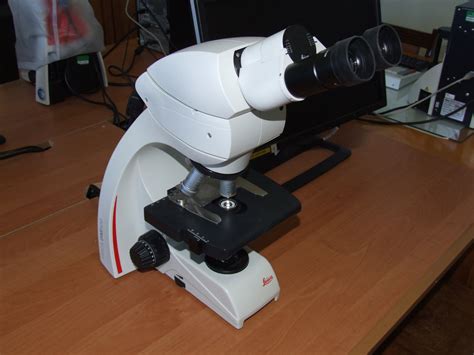 The Leica DM500 microscopes, Leica DFC290 Microscope Camera | UseScience