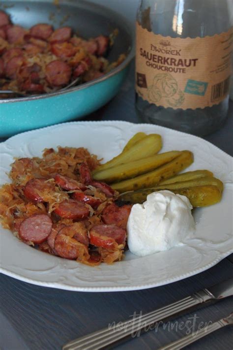 10 Minute Sausage & Sauerkraut Skillet | THM: S, GF, DF option | Recipe | Stuffed peppers ...