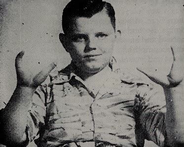 Episode 53 Grady Stiles – Lobster Boy - Southern Mysteries