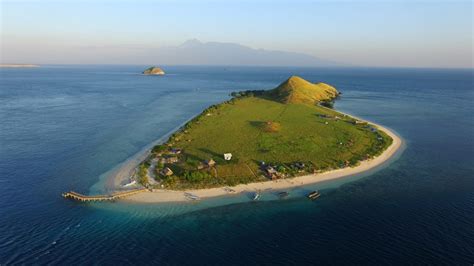 Best 5 Tourist Attractions in Sumbawa | Authentic Indonesia Blog