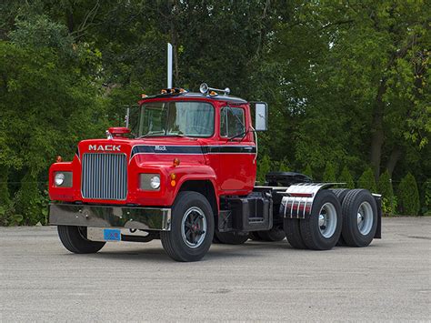 1973 Mack R-Model | VT-12-22-MA | Gary Alan Nelson Photography