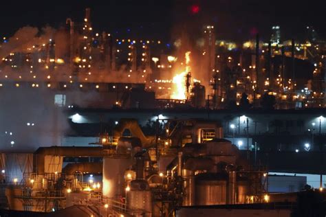 Refinery Fire in Metro LA Controlled by Firefighters