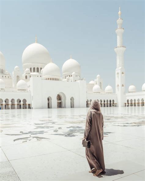 Everything You Need to Know Before Visiting Abu Dhabi's Sheikh Zayed ...