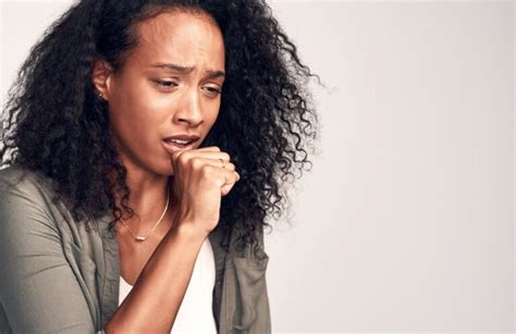 Understanding Dry Cough: Causes, Symptoms, and Remedies | MaxinHealth - Blog