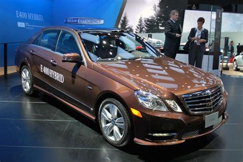 Mercedes-Benz e-300-hybrid image #12