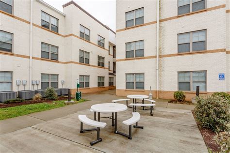 College Center - Apartments in Murfreesboro, TN | Apartments.com