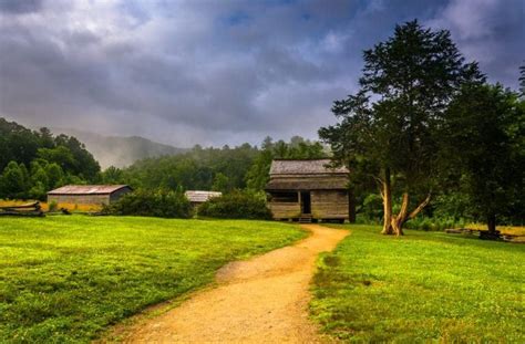 5 Things You Didn't Know About the John Oliver Cabin in Cades Cove | Smoky mountains vacation ...