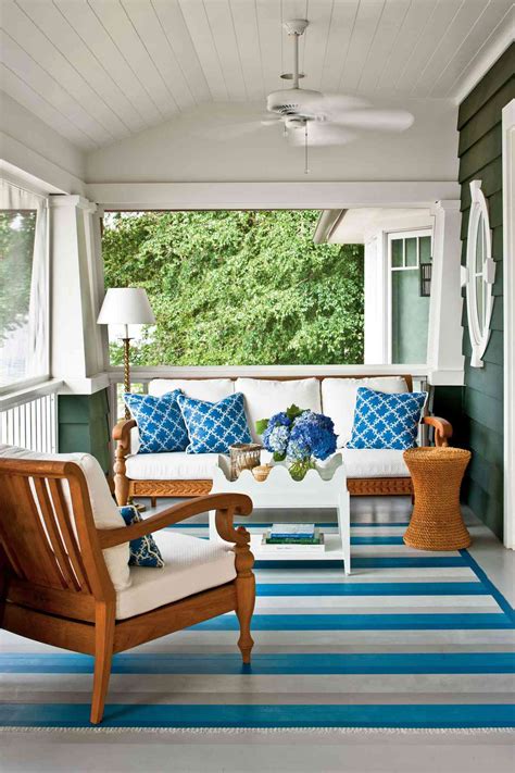 20 Screened-In Porches You'll Never Want To Leave