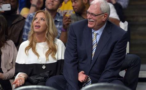 Phil Jackson and Jeanie Buss announce they have ended their engagement | FOX Sports