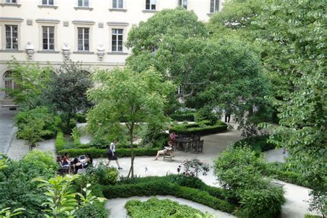 The top 10 best universities in Paris