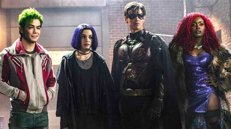 Titans Is a Superhero Show That's Mad at the World | GQ