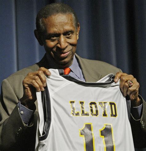 🌱 Earl lloyd basketball. Alexandria's Earl Lloyd Breaks Basketball's Color Line. 2022-11-05