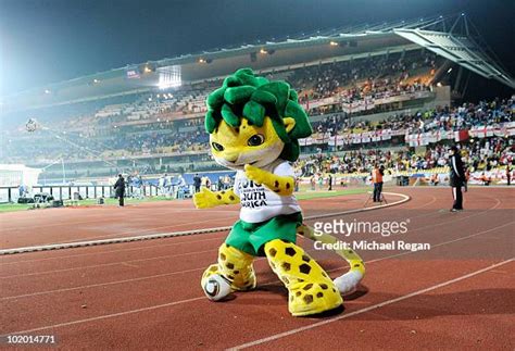 Zakumi Mascot Photos and Premium High Res Pictures - Getty Images