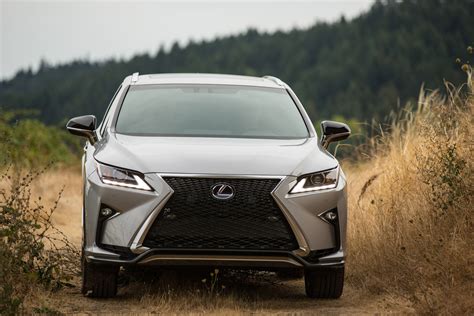2016 Lexus RX Hybrid offers flexibility, functionality and comfort