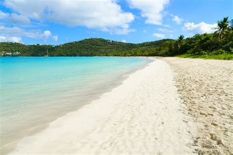 The 6 Best Beaches on St. Thomas | St. Thomas Activities