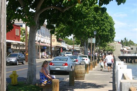 Lahaina Town | Maui Guidebook