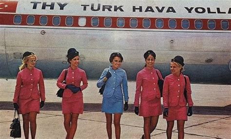 Turkish Airlines Redesigns Flight Attendant Uniforms, Everyone Freaks Out | Tarih, Istanbul ...