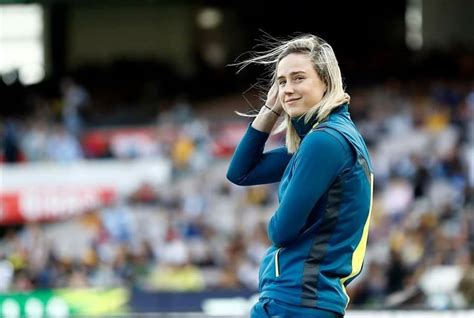 Ellyse Perry Biography - Latest Sports Updates