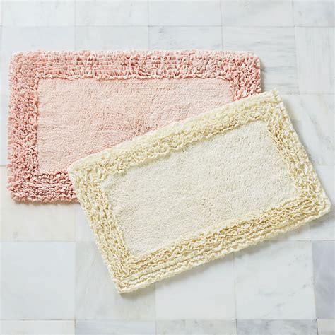 Bathroom Rugs / 15 Cool Bath Mat And Rugs For Your Bathroom - TheyDesign ... / But you want a ...