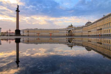 Palace Square - the central city square of St. Petersburg