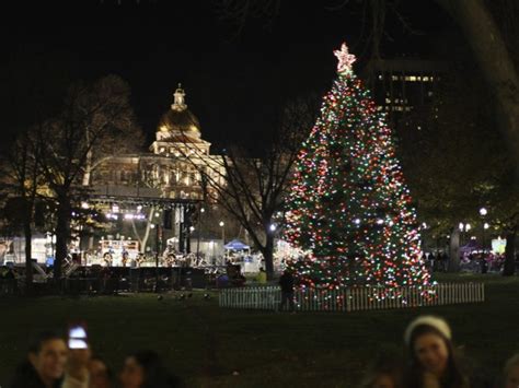 Lighting of Commonwealth Avenue Mall and Boston Common Christmas Tree ...