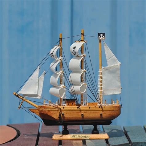 AIBEI 23CM White Pirates Wooden Sailing Ship Model Mediterranean Style Carved pirates of the ...