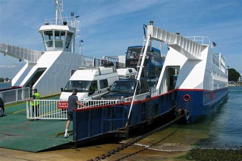 Sandbanks Ferry - departure times and ticket prices | Dorset Guide