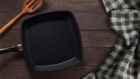 What Is A Griddle Pan? - GrillHow.Com