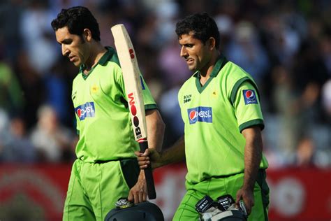 Pakistan Cricket Players: Abdul Razzaq 109