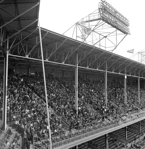 Classic Photos of Ebbets Field in 1940 | Time.com