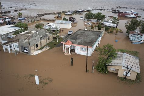 Hurricane Fiona Updates: Four Dead in Puerto Rico, Reports - Newsweek