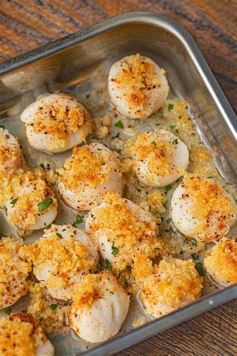 Crispy Baked Scallops are buttery and crispy with panko, Parmesan ...