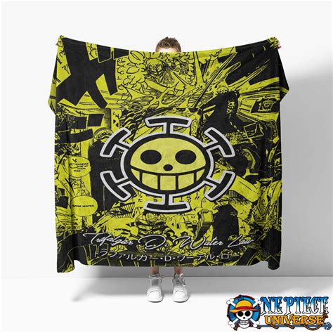 Trafalgar Law Blanket Heart Pirates Symbol Customize size | One Piece ...