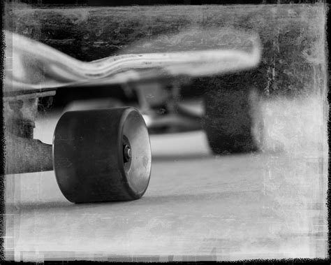 Skateboard Art, Black and White Photography, Skater Art, Skateboarding ...