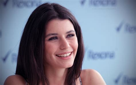 Beren Saat - Biography, Height & Life Story | Super Stars Bio