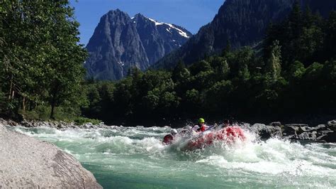 Skykomish River Whitewater Rafting near Seattle, Washington | Wildwater ...