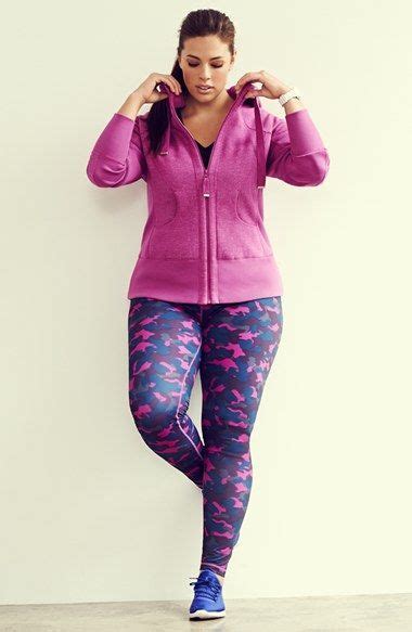 5 Lively Plus Size Yoga Clothes