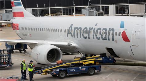 Kalamazoo airport welcomes the return of American Airlines | wzzm13.com