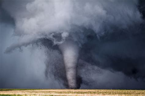 How do we think tornadoes form? - Manitoba Co-operator