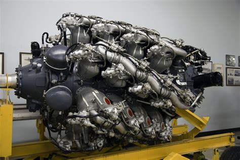 Pin by mike littlefield on Engine | Radial engine, Engineering, Aircraft engine