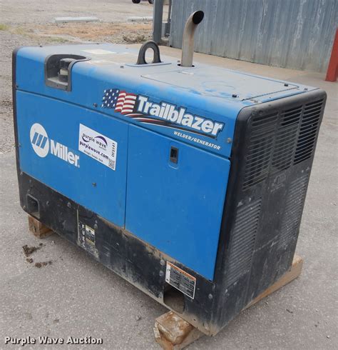 Miller Trailblazer 302 welder/generator in Emporia, KS | Item DF5141 sold | Purple Wave