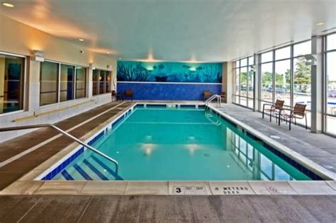 Hyatt Place East End Indoor Pool | Long island hotels, Hotel pool, Hotel