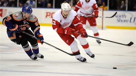 Report: Datsyuk could make season debut Tuesday