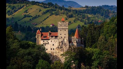 Castelul Bran - Bran Castle - Dracula's Castle in Transylvania - YouTube