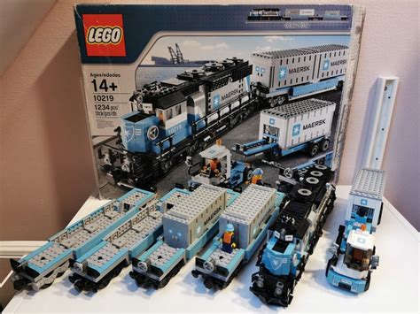 LEGO - Creator - 10219 - MAERSK train and 2 MOC wagons - Catawiki