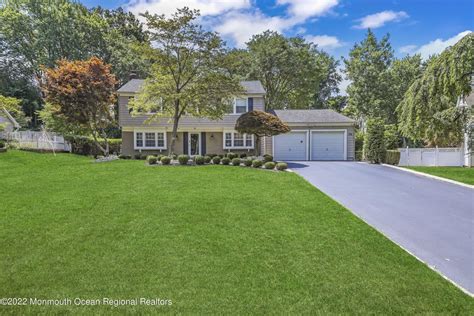 Manalapan, NJ Real Estate - Manalapan Homes for Sale | realtor.com®