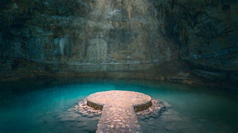 Cenote Suytun at Valladolid, Yucatán Peninsula, Mexico | Windows Spotlight Images