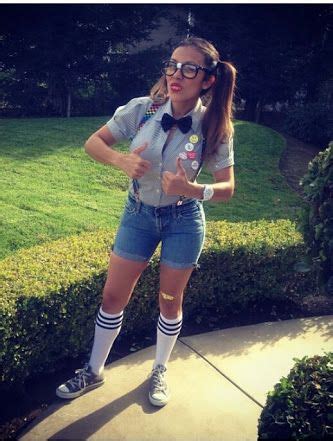 female nerd costume - Google Search | Nerd outfits, Nerd halloween costumes, Nerd costume